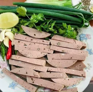 Ứng dụng máy xay thực phẩm trong sản xuất giò chả